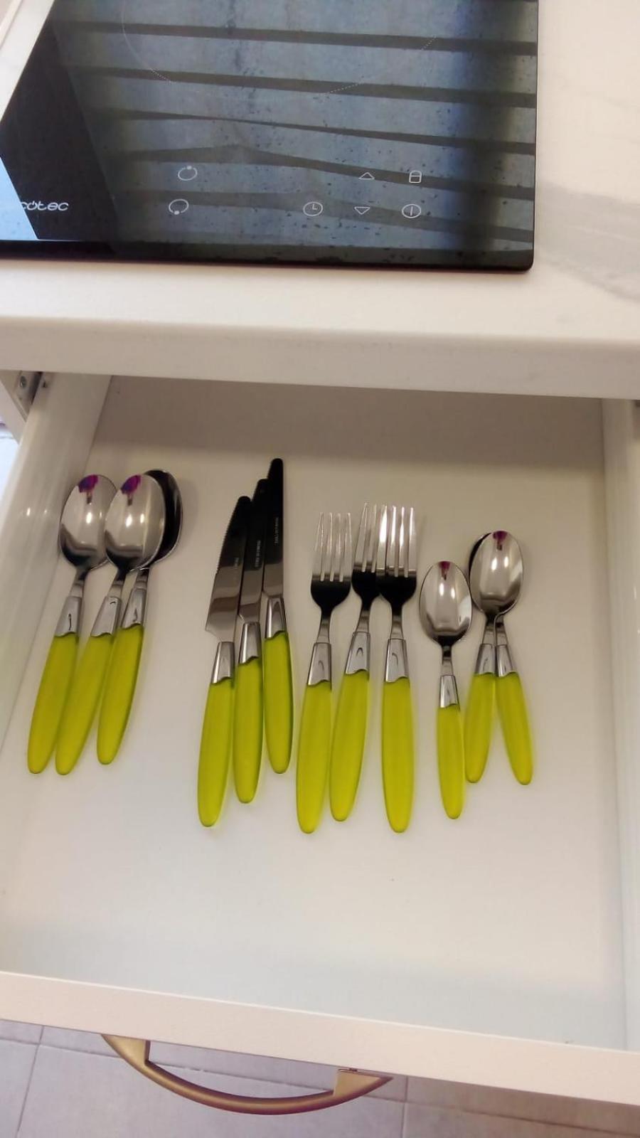 Estudio Encantador Cerca Del Carrefour Rosaleda 1 Malaga Luaran gambar
