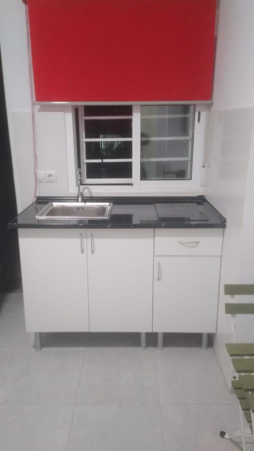 Estudio Encantador Cerca Del Carrefour Rosaleda 1 Malaga Luaran gambar